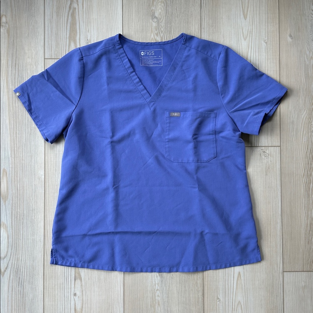FIGS Blueberry Catarina Scrub Top XL